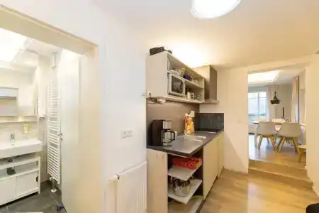 Little Suite - 45