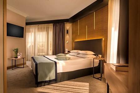 Rosslyn Thracia Sofia - 109