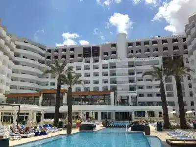 db San Antonio + Spa All Inclusive - 36