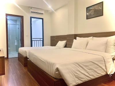 Paragon House and Residence - 5