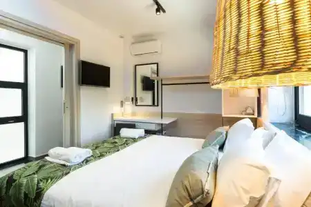 T Premium Suites - 38