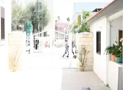 Al Yakhour - 13