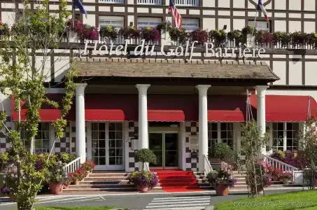 Hôtel Barrière L'Hôtel du Golf - 0