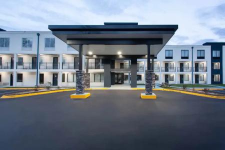 Baymont by Wyndham Charlotte University - 0