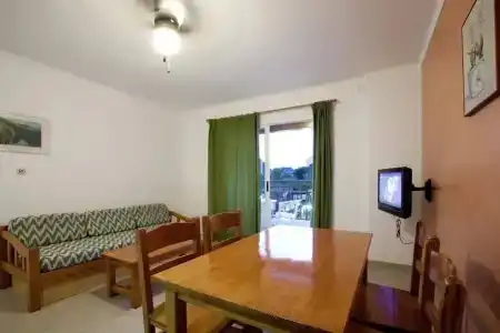 Apartamentos Playa Es Cana - 2