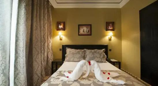 Le Caspien Boutique - 18