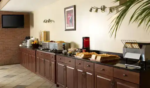 Best Western-Montreal & Conference Centre - 30