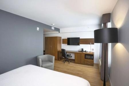 Quality Inn - 38