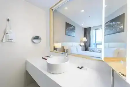 Avani Central Busan - 41