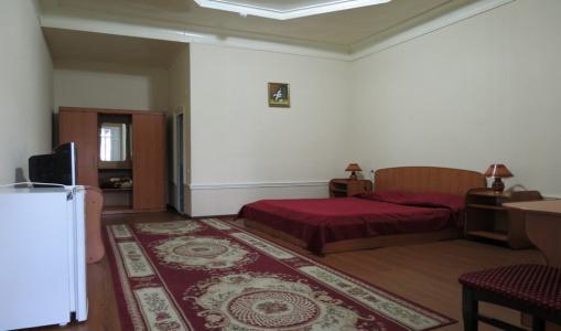 Rohat Mirobod - 27