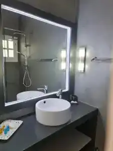 Zoumis Studios - 267