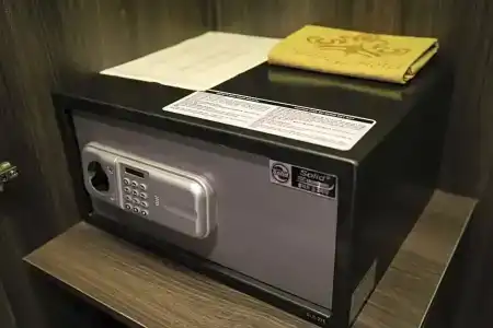 Elizabeth - 61