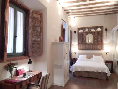 Boutique Corral del Rey - 82