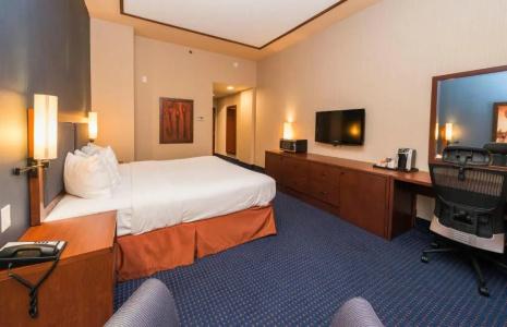 Quality Inn & Suites - 63