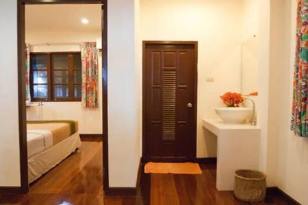 Baan Klang Aow Beach - 48