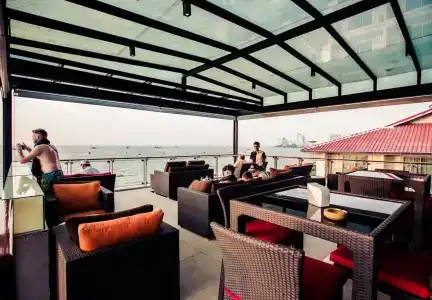 Serenotel Pattaya - 19