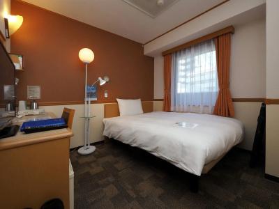 Toyoko Inn Hyogomachi - 4