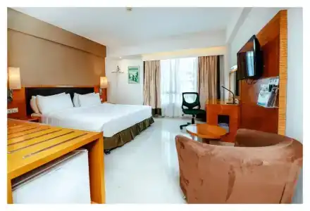 Holiday Inn, An Ihg - 34