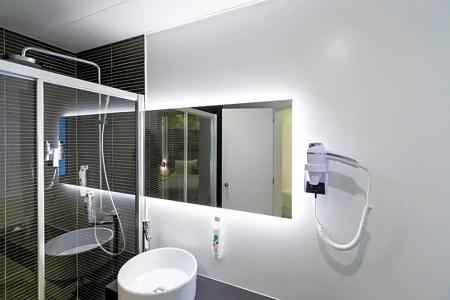 Ibis Styles Lisboa Centro Marquês de Pombal - 54