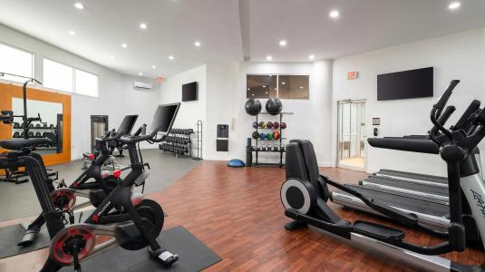 Embassy Suites by Hilton Crystal City National Airport - 23