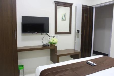 Treebo Trend Rithikha Inn Crest Ashok Nagar - 5