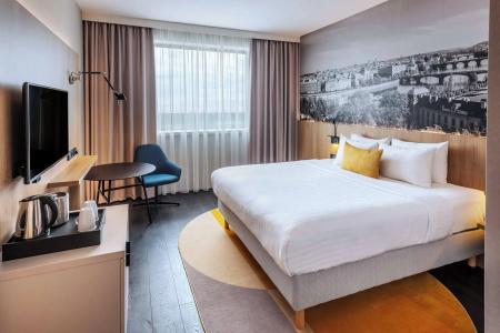 Courtyard by Marriott Prague Airport - 4