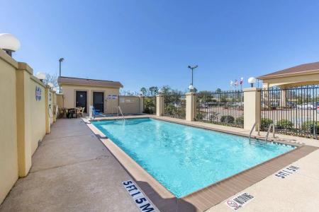 Sleep Inn & Suites Bush Intercontinental - IAH East - 23