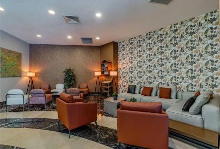 Ramada Plaza By Wyndham Izmir - 1