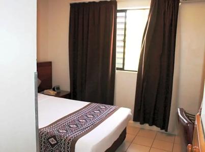 Smugglers Cove Beach Resort & - 49