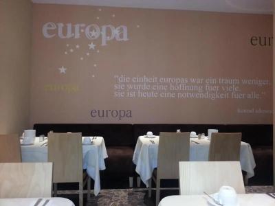 Europa Life - 18