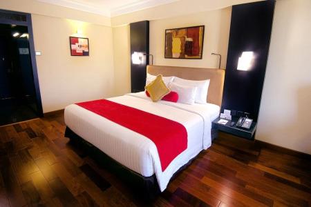Sterlings Mac & Suites - 127