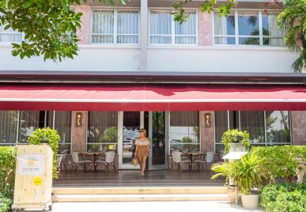 Crest Suites - 44