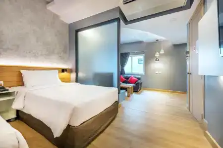 Qiu Sukhumvit - 111