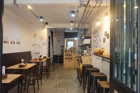 Feel Good Bangkok Hostel - 54
