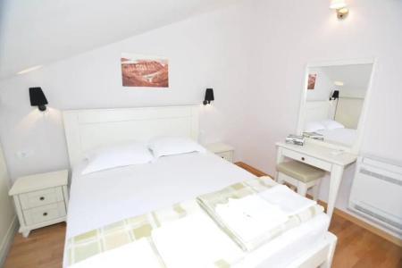 ROOMS & DOBROTSKI DVORI - 88