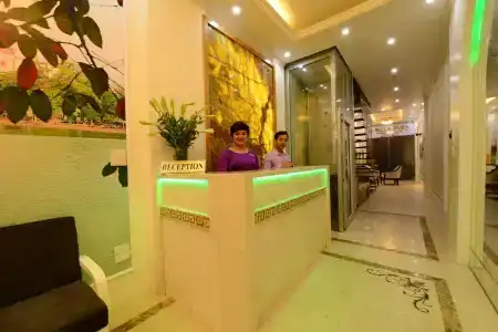 Bella Rosa & Spa - 0