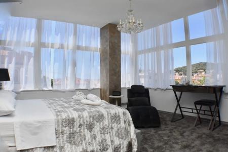 Prima Luce Downtown - Mag Quaint & Elegant Boutiques - 138