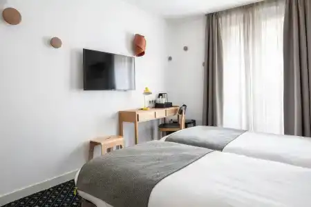 Palm - Astotel - 1