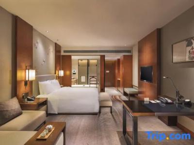 DoubleTree by Hilton Guangzhou - Science City - 38