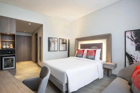 Novotel Bur Dubai - Healthcare City - 10