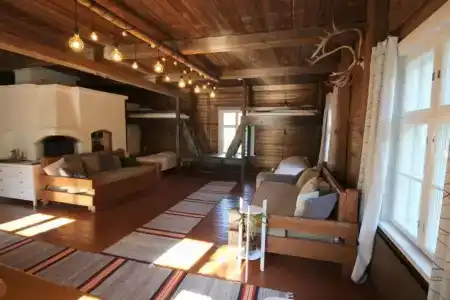 LAURI Historical Log House Manor - 1