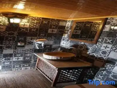 Tale Cave In - 152