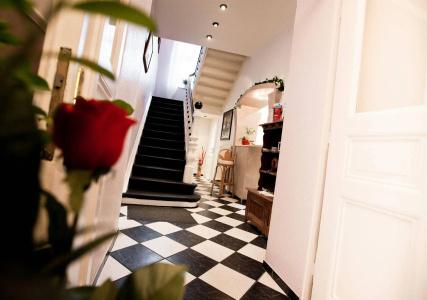 Carlton Mayfair - 9