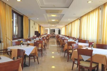 Vantaris Palace - 50