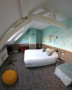 Hôtel des 3 Poussins - 96
