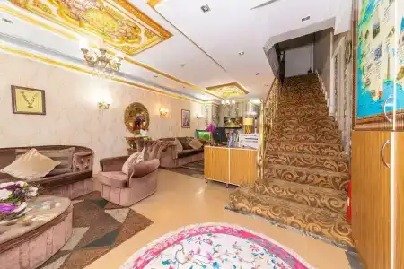 Ista Palace - 1