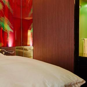 Savoy - 28