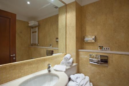 Holiday Inn Cagliari, An Ihg - 16