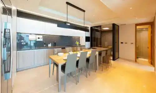 Lct Residence - 85