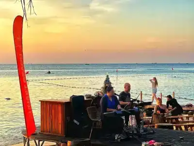 Sunset Beach Resort and Spa - 45